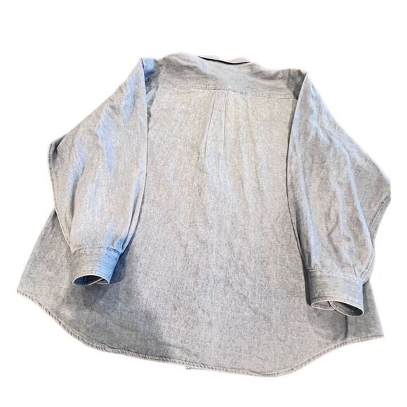 Vintage 90s jean shirt with a patch commemorating the inauguration of Turner Fie - Picture 7 of 7